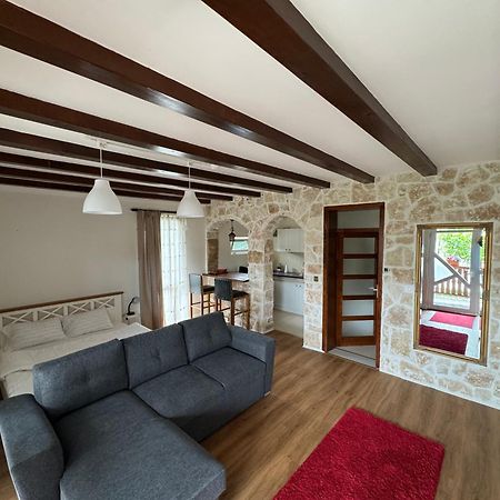 Casa Smarald Turda Noua酒店 外观 照片